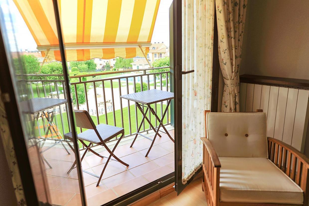 Apartamento Los Manos De Oroel ฮากา ภายนอก รูปภาพ